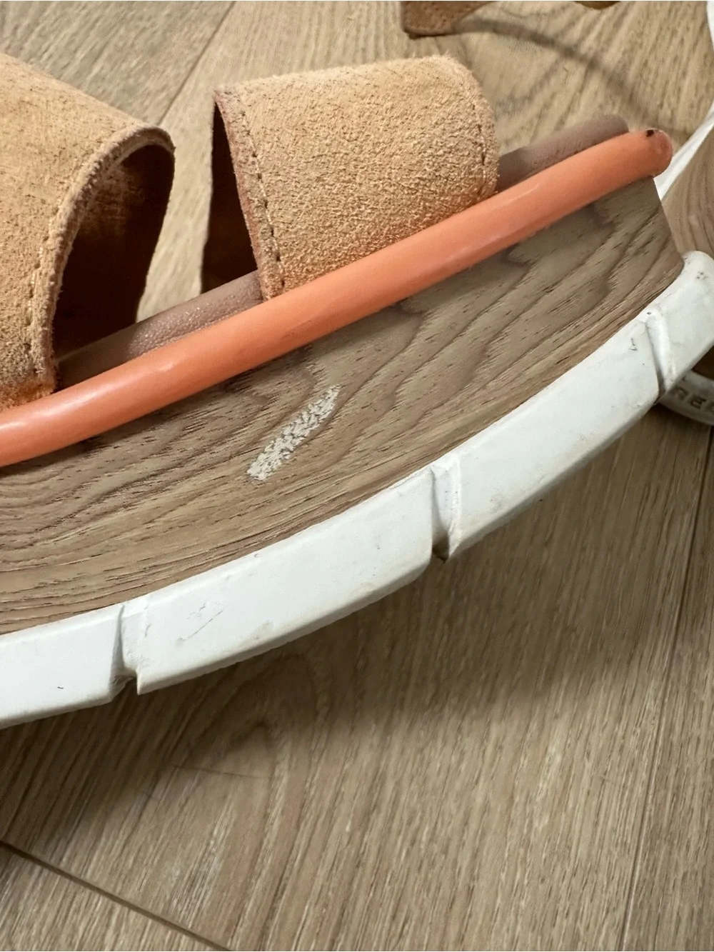 Sorel tan suede